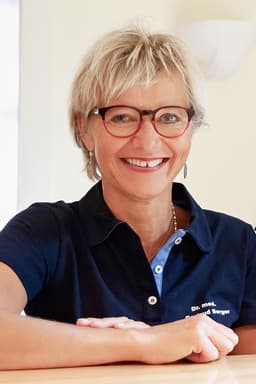 Dr. Gertrud Wache