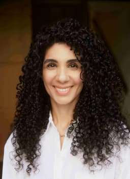 Niloufar Kolai